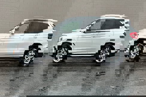 Certified 2021 BMW X3 xDrive30e w/ Convenience Package image 10