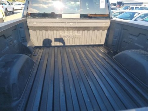 Used 2025 GMC Sierra 1500 Elevation w/ Elevation Premium Package image 6