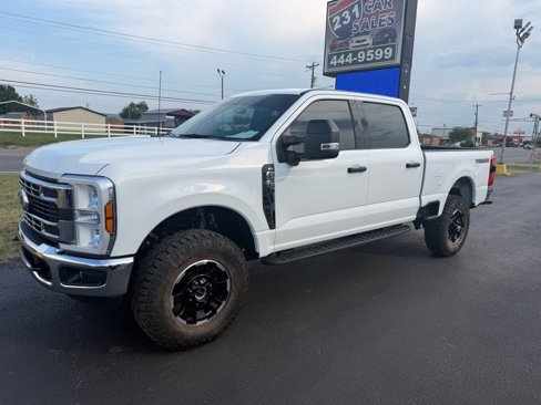 Used 2025 Ford F350 XLT w/ Tremor Off-Road Package image 6