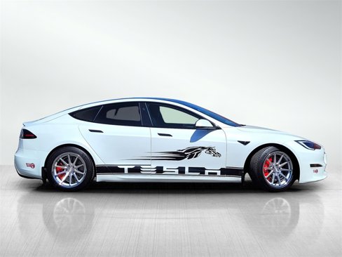 Used 2023 Tesla Model S image 3