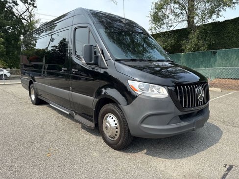 Used 2023 Mercedes-Benz Sprinter 3500 image 11