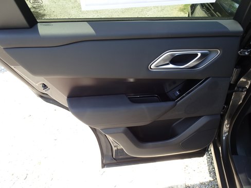 New 2026 Land Rover Range Rover Velar Dynamic SE image 23