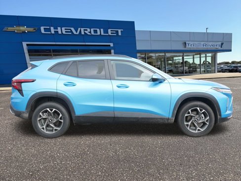 Used 2025 Chevrolet Trax LT w/ Driver Confidence Package image 7