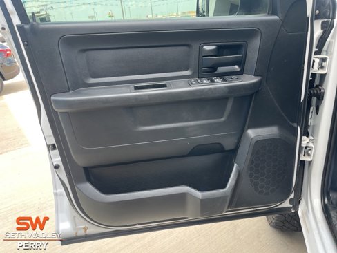Used 2018 RAM 3500 Tradesman w/ Popular Equipment Group image 21
