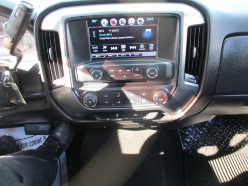 Used 2016 Chevrolet Silverado 2500 LT w/ LT Convenience Package image 15