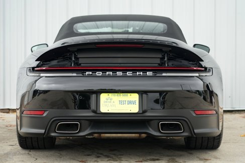Used 2025 Porsche 911 Carrera image 11