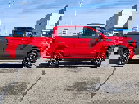 Used 2022 GMC Sierra 1500 AT4 image 7