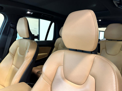 Used 2019 Volvo XC90 T6 Momentum image 20