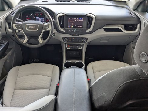 Used 2024 GMC Terrain SLE image 26