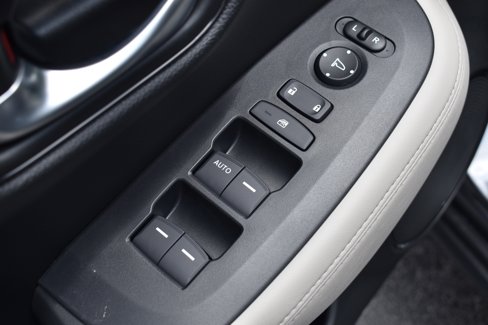 New 2026 Honda HR-V LX image 13