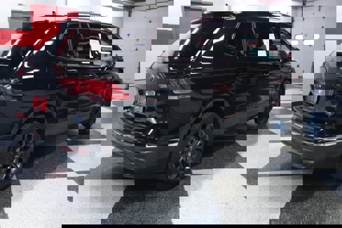 Used 2024 Volkswagen Tiguan SE image 7