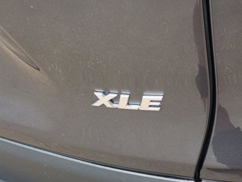 Used 2023 Toyota RAV4 XLE image 11