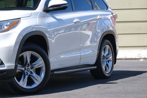 Used 2016 Toyota Highlander Limited image 9