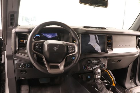 Used 2024 Ford Bronco Badlands image 8