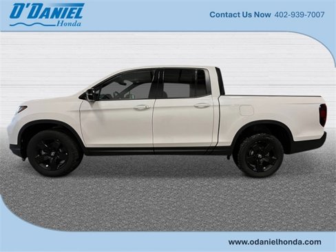 New 2026 Honda Ridgeline Black Edition image 2