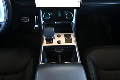 Used 2023 Land Rover Range Rover SE image 41