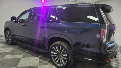 Used 2024 Cadillac Escalade ESV Sport image 5