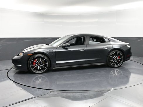 New 2025 Porsche Taycan 4S image 2