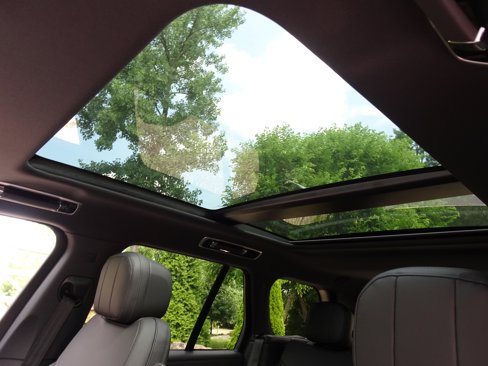 New 2025 Land Rover Range Rover SE image 5