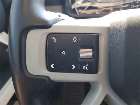 Used 2023 Land Rover Defender 110 S image 16