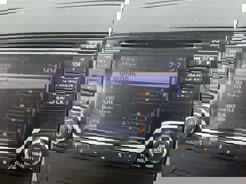 Used 2018 Nissan Frontier SV image 25