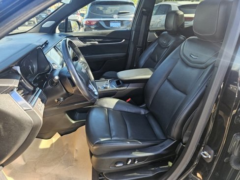 Used 2023 Cadillac XT6 Premium Luxury image 22