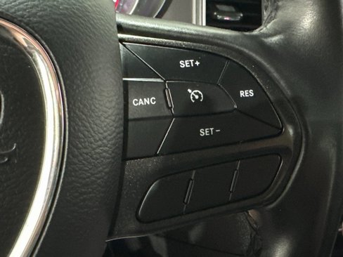 Used 2023 Dodge Charger SXT image 6
