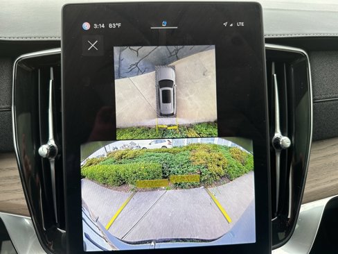Certified 2025 Volvo XC90 B5 Plus image 28
