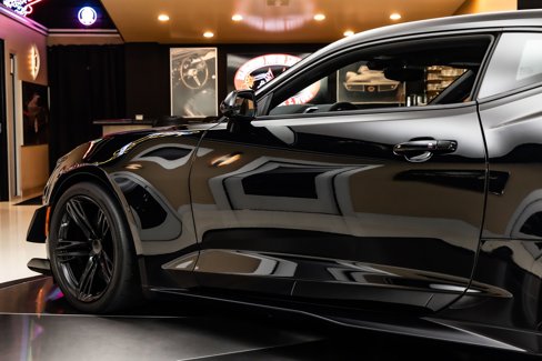 Used 2022 Chevrolet Camaro ZL1 image 35