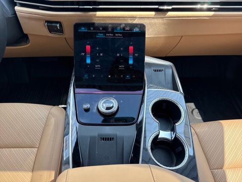 Used 2025 Cadillac Escalade IQ Sport 2 image 21