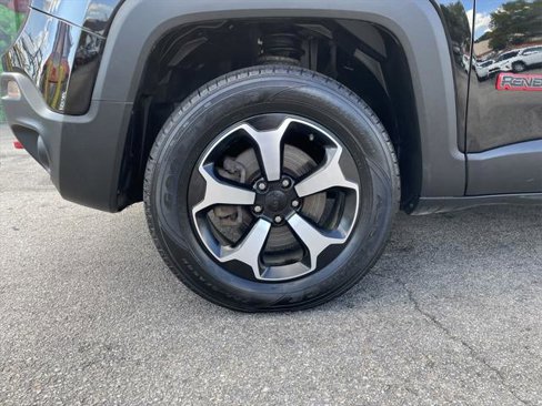 Certified 2020 Jeep Renegade Trailhawk w/ Cold Weather Group image 10