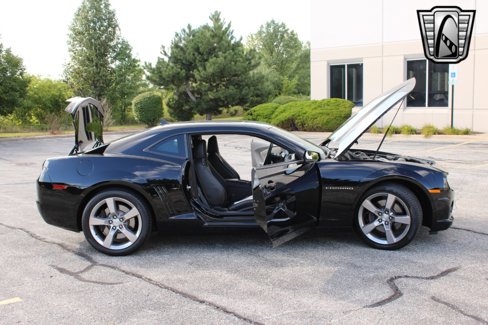 Used 2011 Chevrolet Camaro SS w/ RS Package image 16