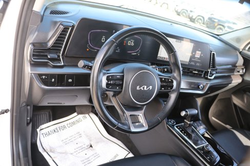 Used 2023 Kia Sportage EX image 15