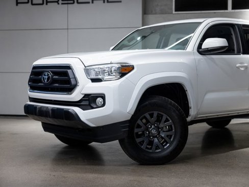 Used 2022 Toyota Tacoma SR5 image 11