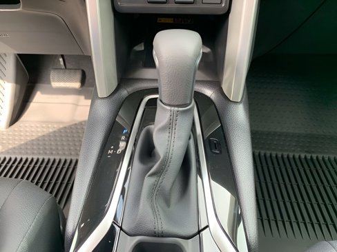 New 2025 Toyota Corolla Cross XLE image 23