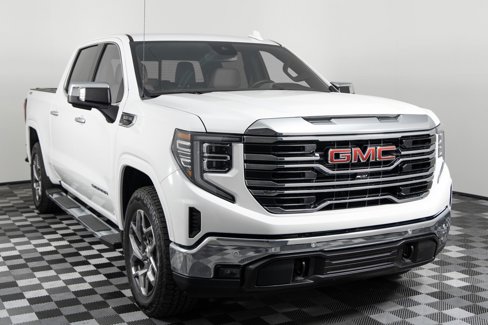 Used 2024 GMC Sierra 1500 SLT w/ SLT Premium Plus Package image 11