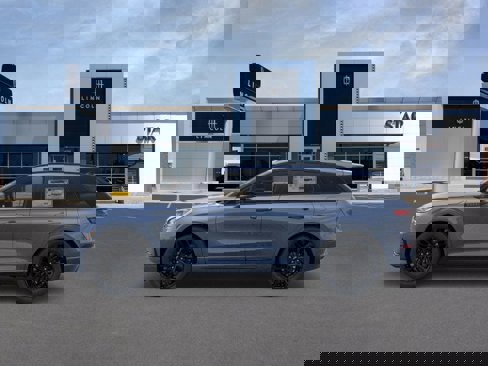 New 2025 Lincoln Corsair AWD w/ Equipment Group 101A image 3