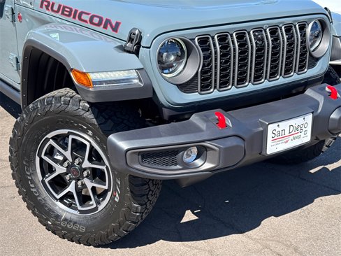 New 2025 Jeep Wrangler Unlimited Rubicon w/ Technology Group image 3
