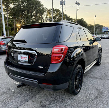 Used 2017 Chevrolet Equinox LT image 4