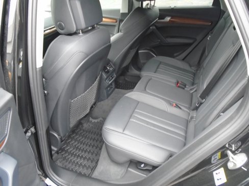 Used 2023 Audi Q5 2.0T Prestige image 12