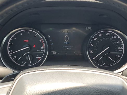 Used 2023 Toyota Camry SE image 35