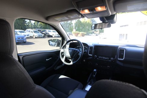 Used 2022 Nissan Frontier SV image 25
