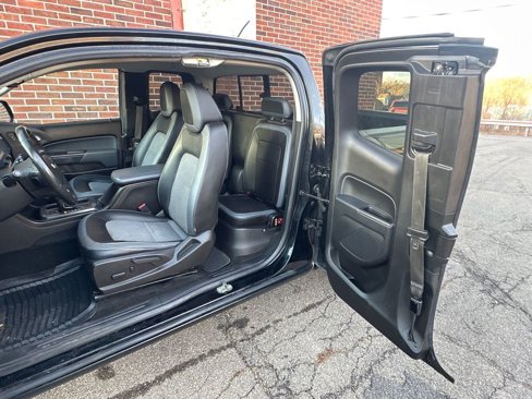 Used 2017 Chevrolet Colorado Z71 image 13