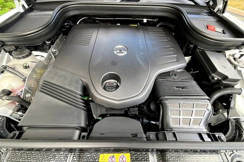 New 2026 Mercedes-Benz GLS 450 4MATIC image 11
