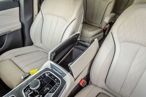 Used 2022 BMW X7 xDrive40i w/ M Sport Package image 32