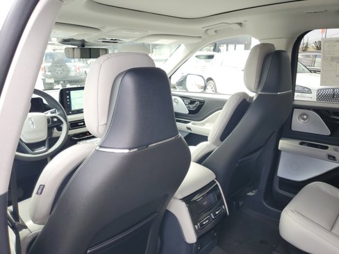 New 2025 Lincoln Aviator Reserve w/ Equipment Group 201A image 25