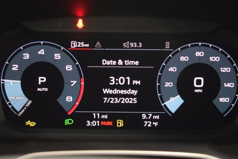 New 2025 Audi Q3 2.0T Premium Plus image 9