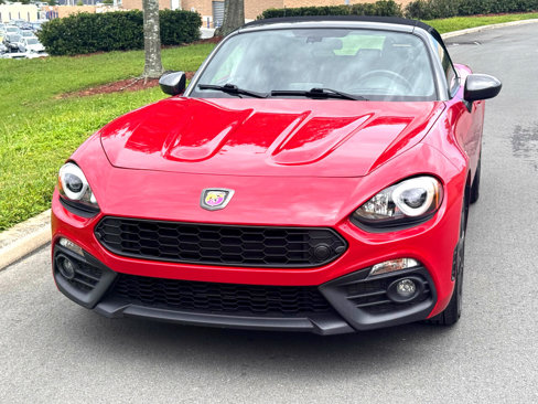 Used 2017 FIAT 124 Spider Abarth image 4