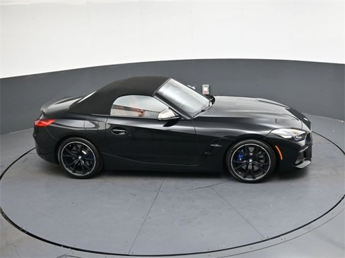 Used 2024 BMW Z4 M40i w/ Premium Package image 18