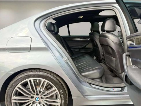 Used 2020 BMW 540i xDrive w/ M Sport Package image 27